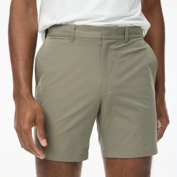J. Crew Men's TECH Short SIZE 34" NEW - Picture 1 of 2